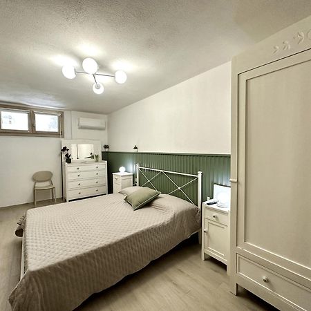 Villa Smeraldo 卡斯蒂亚达斯 外观 照片